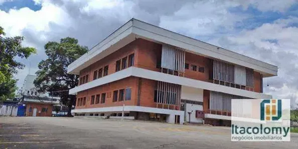 Prédio Inteiro para alugar, 1270m² no Núcleo Residencial Isabela, Taboão da Serra
