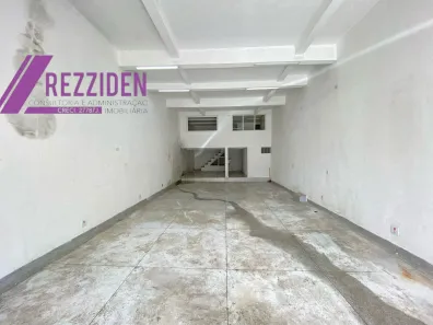 Galpão / Depósito / Armazém para alugar, 136m² no Serpa, Caieiras