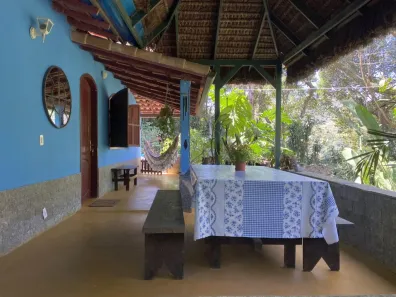 Fazenda / Sítio / Chácara com 3 Quartos à venda, 150m² no Santo Antônio, Duque de Caxias
