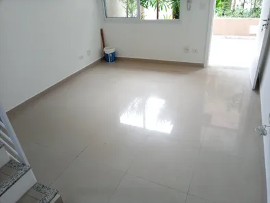 Sobrado com 2 Quartos para alugar, 80m² no Enseada, Guarujá