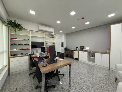 Conjunto Comercial / Sala para alugar, 38m² no Green Valley Alphaville, Barueri