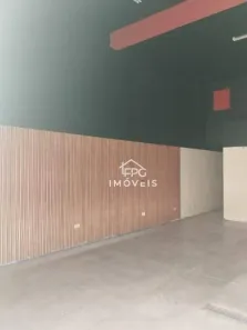 Prédio Inteiro para alugar, 80m² no Conjunto Habitacional José Barnet Y Vives, Atibaia