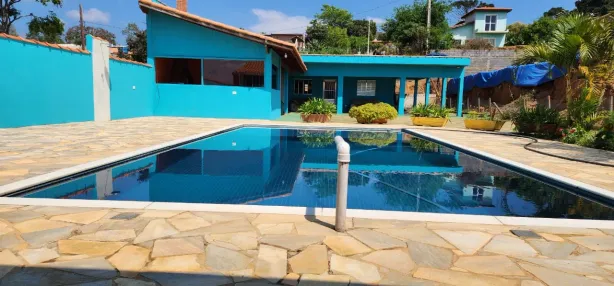 Fazenda / Sítio / Chácara com 3 Quartos à venda, 711m² no , Mairinque