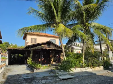Casa de Condomínio com 4 Quartos para alugar, 200m² no São José do Imbassaí, Maricá