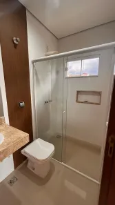 Sobrado com 4 Quartos à venda, 370m² no Região dos Lagos, Brasília