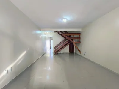 Sobrado com 2 Quartos para alugar, 100m² no Nossa Senhora de Fátima, Itabuna