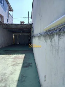 Casa com 3 Quartos à venda, 200m² no Jardim Nice, São Paulo