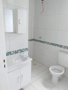 Casa de Condomínio com 2 Quartos para alugar, 75m² no Jardim São João, Jandira