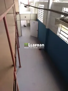 Galpão / Depósito / Armazém para alugar, 480m² no Parque Laguna, Taboão da Serra