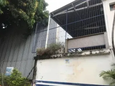 Galpão / Depósito / Armazém à venda, 3168m² no Daniel Fonseca, Uberlândia