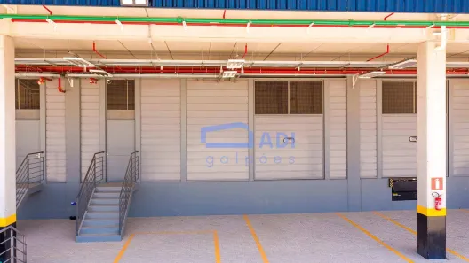 Galpão / Depósito / Armazém para alugar, 5349m² no Quitaúna, Osasco