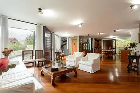 Casa com 4 Quartos à venda, 430m² no Jardim Vitória Régia, São Paulo