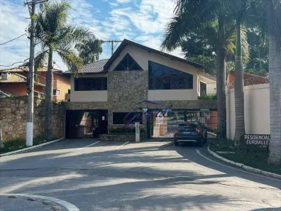 Casa de Condomínio com 5 Quartos à venda, 375m² no Residencial Euroville, Carapicuíba