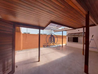 Casa de Condomínio com 3 Quartos para alugar, 130m² no Balneário Praia do Pernambuco, Guarujá