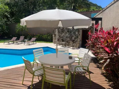 Casa de Condomínio com 4 Quartos para venda ou aluguel, 300m² no Balneário Praia do Pernambuco, Guarujá