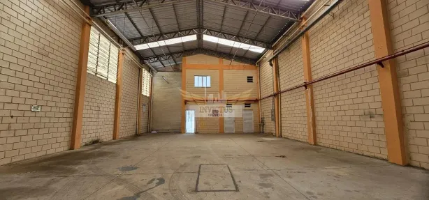Galpão / Depósito / Armazém para alugar, 1750m² no Loteamento Industrial Coral, Mauá