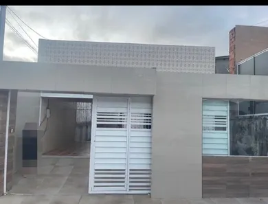 Casa com 3 Quartos à venda, 185m² no São José, Aracaju