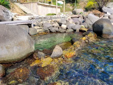 Hotel / Motel / Pousada com 9 Quartos à venda, 900m² no Ponta Leste, Angra dos Reis