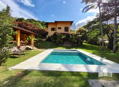Fazenda / Sítio / Chácara com 4 Quartos à venda, 5000m² no Pedro do Rio, Petrópolis