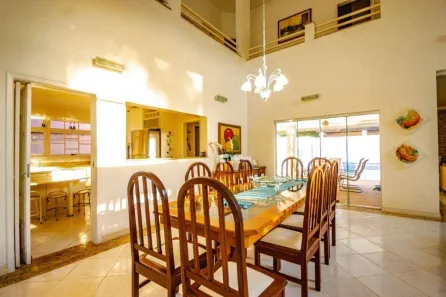 Casa de Condomínio com 4 Quartos para alugar, 300m² no Jardim Acapulco, Guarujá