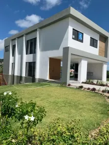 Casa de Condomínio com 5 Quartos à venda, 230m² no Alpes Suiços, Gravatá