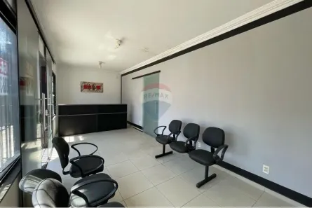 Loja / Salão / Ponto Comercial à venda, 247m² no Lagoa Nova, Natal