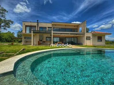 Fazenda / Sítio / Chácara com 4 Quartos à venda, 360m² no Parque Agrinco, Guararema
