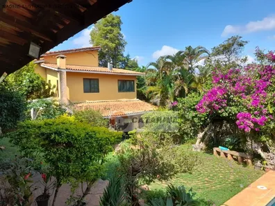 Fazenda / Sítio / Chácara com 3 Quartos à venda, 2000m² no , Mairinque