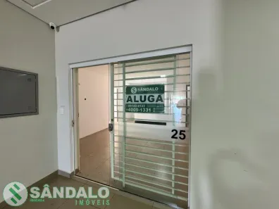 Conjunto Comercial / Sala para alugar, 60m² no Conjunto Habitacional Inocente Vila Nova Júnior, Maringá