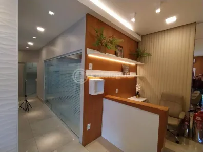 Loja / Salão / Ponto Comercial à venda, 85m² no Petrópolis, Natal
