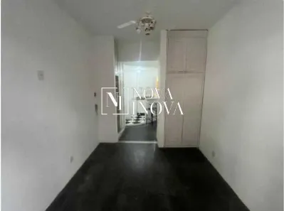 Kitnet com 1 Quarto à venda, 38m² no Copacabana, Rio de Janeiro