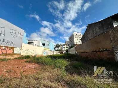 Terreno / Lote / Condomínio à venda, 628m² no Nova Petrópolis, São Bernardo do Campo