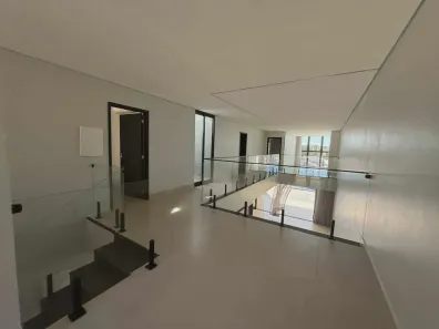 Casa de Condomínio com 4 Quartos à venda, 290m² no Jardim Leblon, Maringá