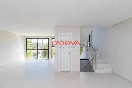 Sobrado com 3 Quartos à venda, 165m² no São Lourenço, Curitiba