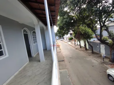 Casa com 2 Quartos à venda, 150m² no Santa Rita, Governador Valadares