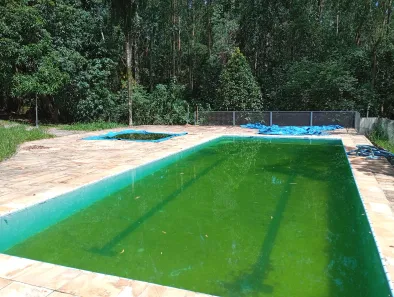 Casa com 3 Quartos para venda ou aluguel, 397m² no Chácara dos Junqueiras, Carapicuíba
