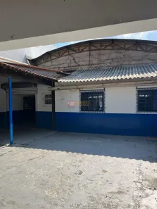 Galpão / Depósito / Armazém à venda, 440m² no Vila Alzira, Santo André