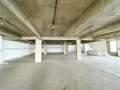 Galpão / Depósito / Armazém para alugar, 671m² no Jardim Flórida, Barueri