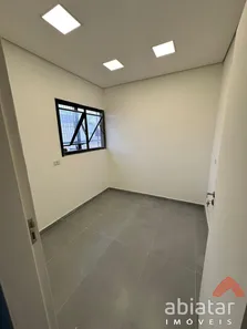 Prédio Inteiro para alugar, 580m² no Vila Santa Luzia, Taboão da Serra