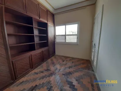 Casa com 4 Quartos para alugar, 250m² no Centro, Aracaju