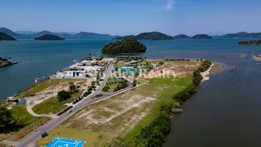 Terreno / Lote / Condomínio à venda, 688m² no Bracuí (Cunhambebe), Angra dos Reis