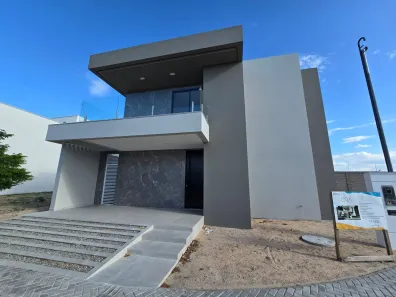 Casa de Condomínio com 4 Quartos à venda, 260m² no Jatobá, Petrolina
