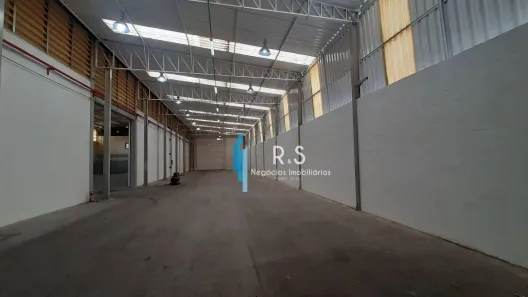 Galpão / Depósito / Armazém para alugar, 1900m² no , Itupeva