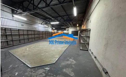 Galpão / Depósito / Armazém para alugar, 2200m² no km 18, Osasco