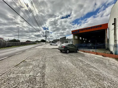 Galpão / Depósito / Armazém com 2 Quartos para venda ou aluguel, 202m² no Juscelino Kubitschek, Santa Maria