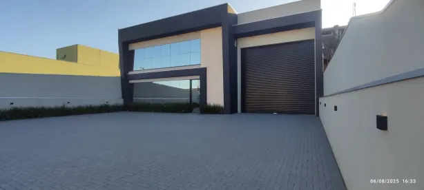 Galpão / Depósito / Armazém para alugar, 1049m² no Jardim Morumbi, Cambé