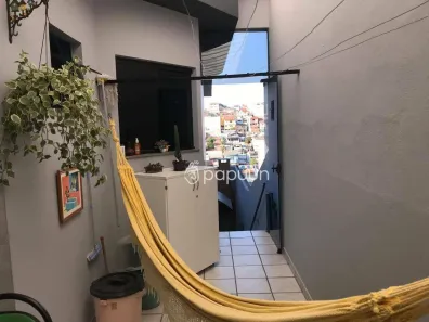 Casa de Condomínio com 3 Quartos à venda, 210m² no Parque Novo Oratório, Santo André