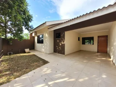 Casa com 2 Quartos para alugar, 75m² no Jardim Brasil, Maringá