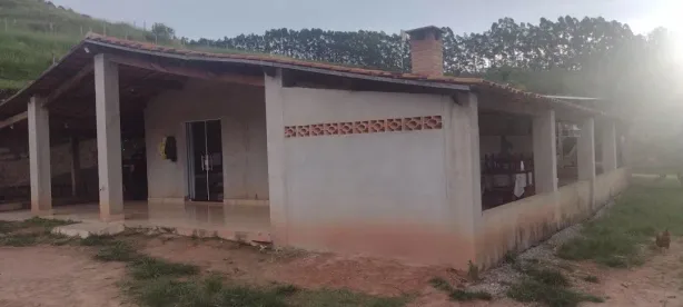 Fazenda / Sítio / Chácara com 2 Quartos à venda, 120m² no , Redenção da Serra