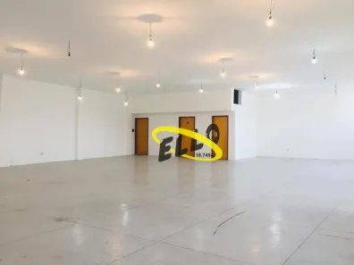 Loja / Salão / Ponto Comercial para venda ou aluguel, 1250m² no Centro, Cotia